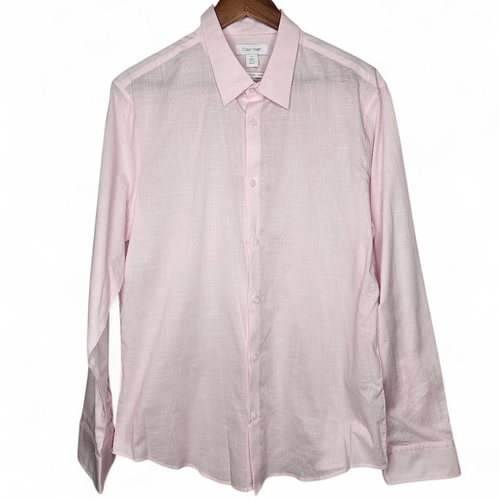 Calvin Klein Chambray Cotton Dress Shirt in Ballerina Pink Size L